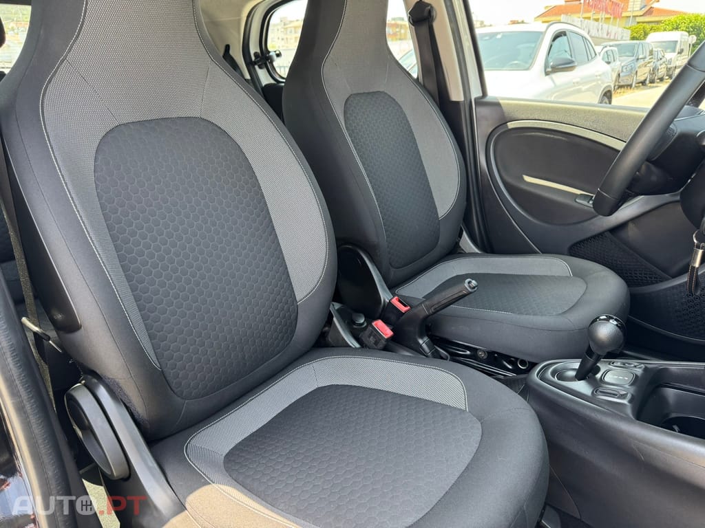 Smart ForFour Electric Drive Passion
