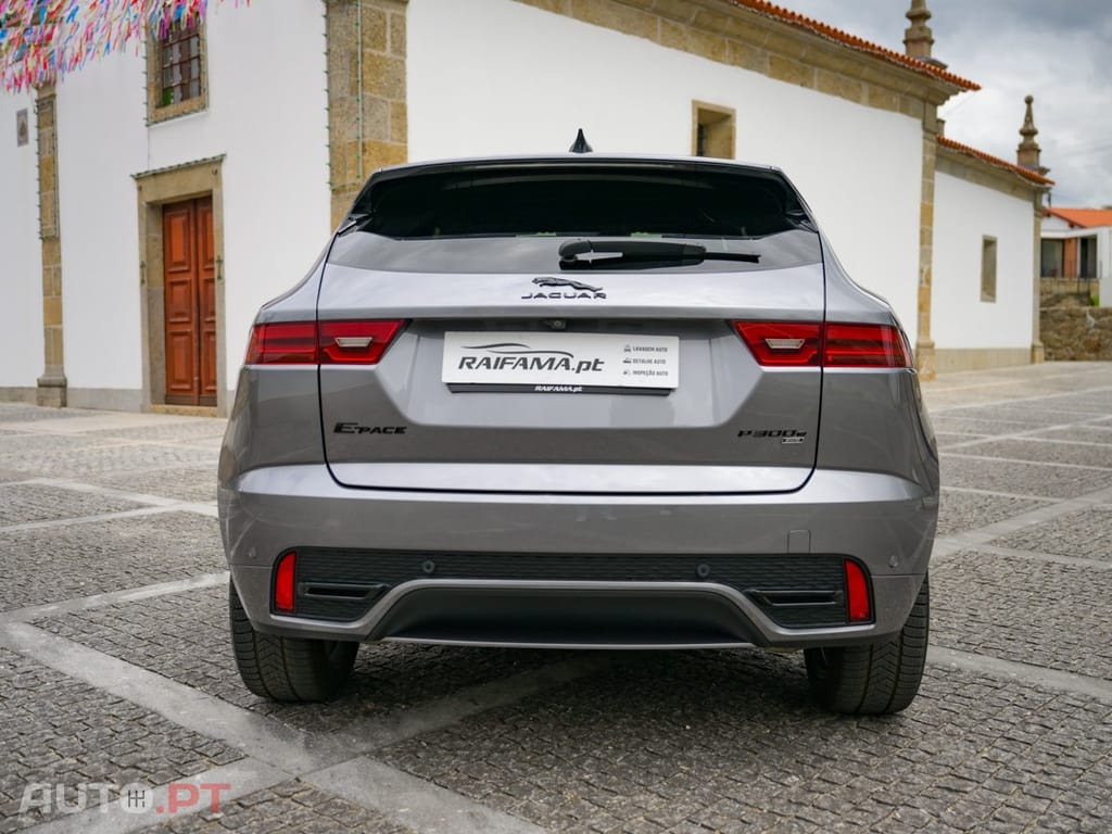 Jaguar E-Pace 1.5 P300e R-Dynamic SE AWD Aut.