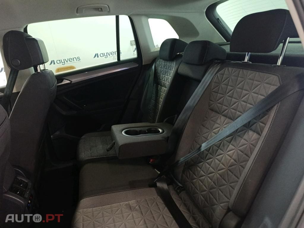 Volkswagen Tiguan 1.4 TSI eHybrid Conceptline DSG