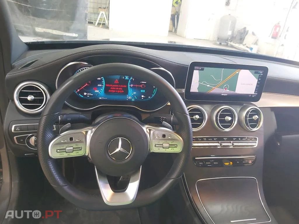 Mercedes-Benz C 300 de AMG Line