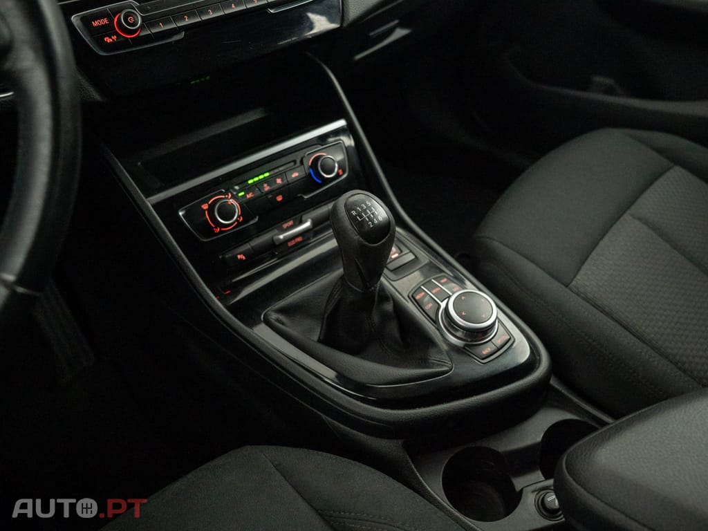 BMW 216 d 7L Auto