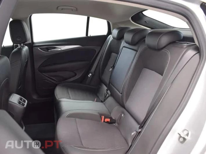 Opel Insignia 1.6 CDTi Innovation