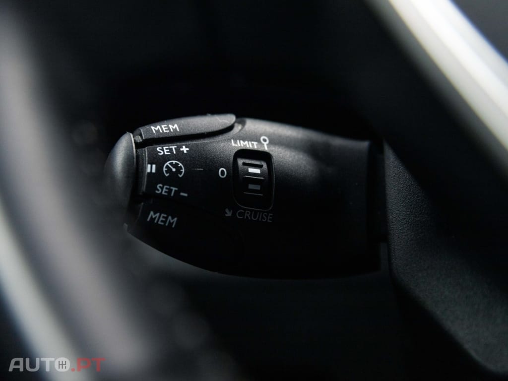 Peugeot 3008 1.2 PureTech Allure