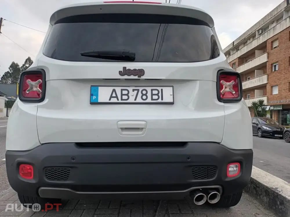 Jeep Renegade 1.0 T Orange Edition