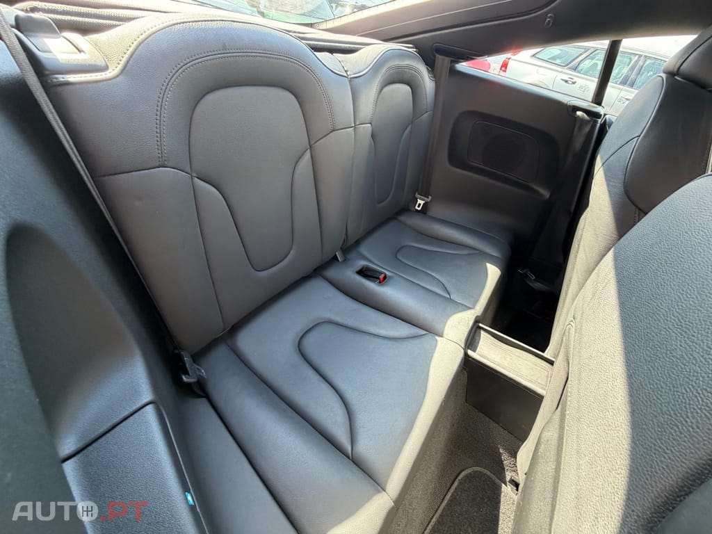 Audi TT 2.0 TDi quattro S-line