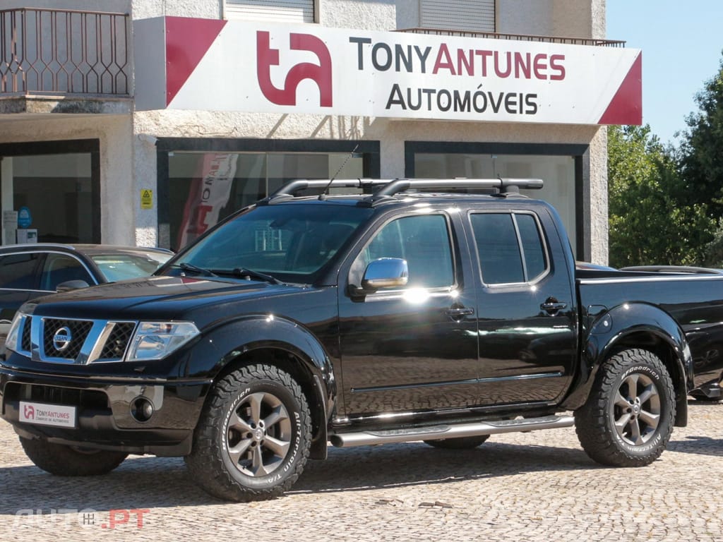 Nissan Navara 2.5 dCi CD LE