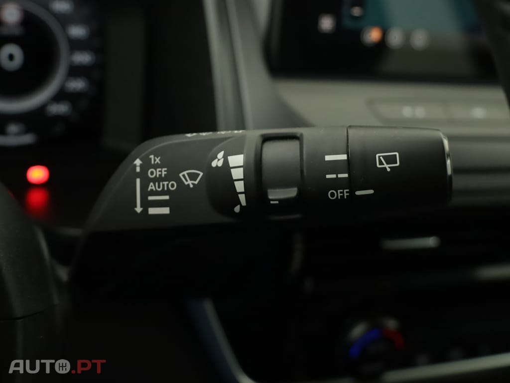 Nissan Qashqai Qashqai 1.3 DIG-T N-Connecta LED Xtronic