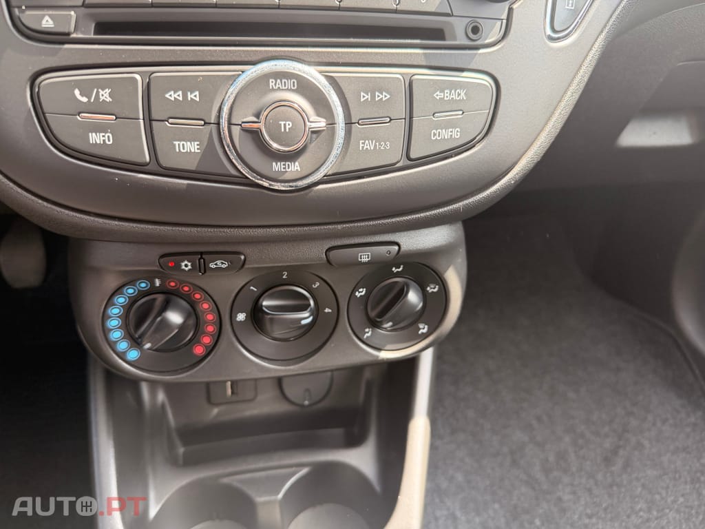 Opel Corsa 1.2 120 Anos