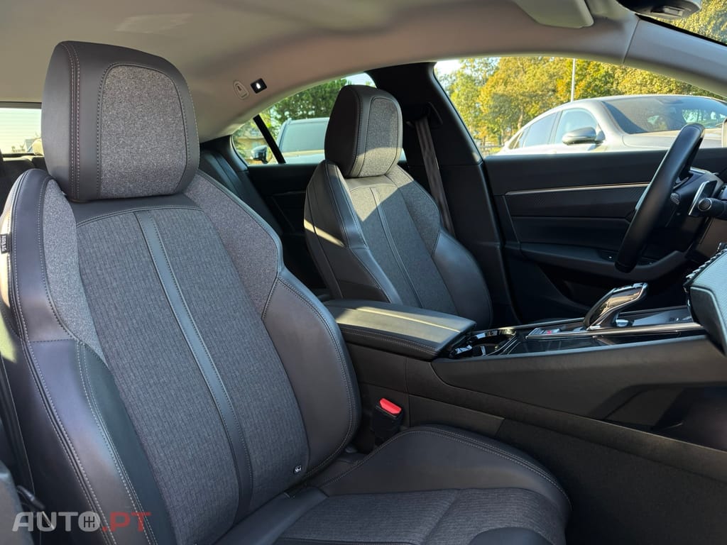 Peugeot 508 1.6 Hybrid Allure Pack e-EAT8