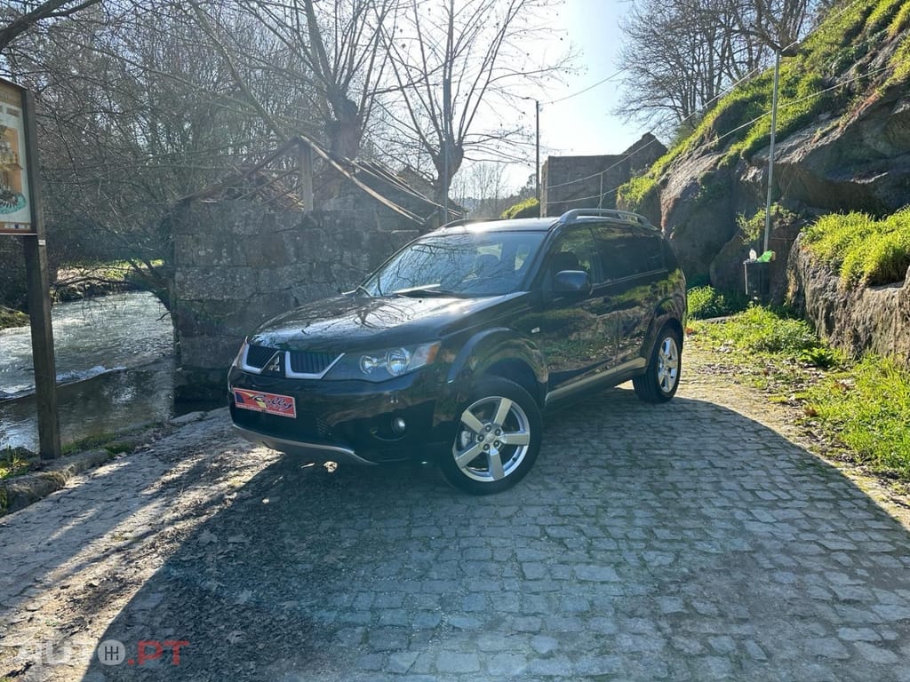 Mitsubishi Outlander 2.0 DI-D Intense 4WD
