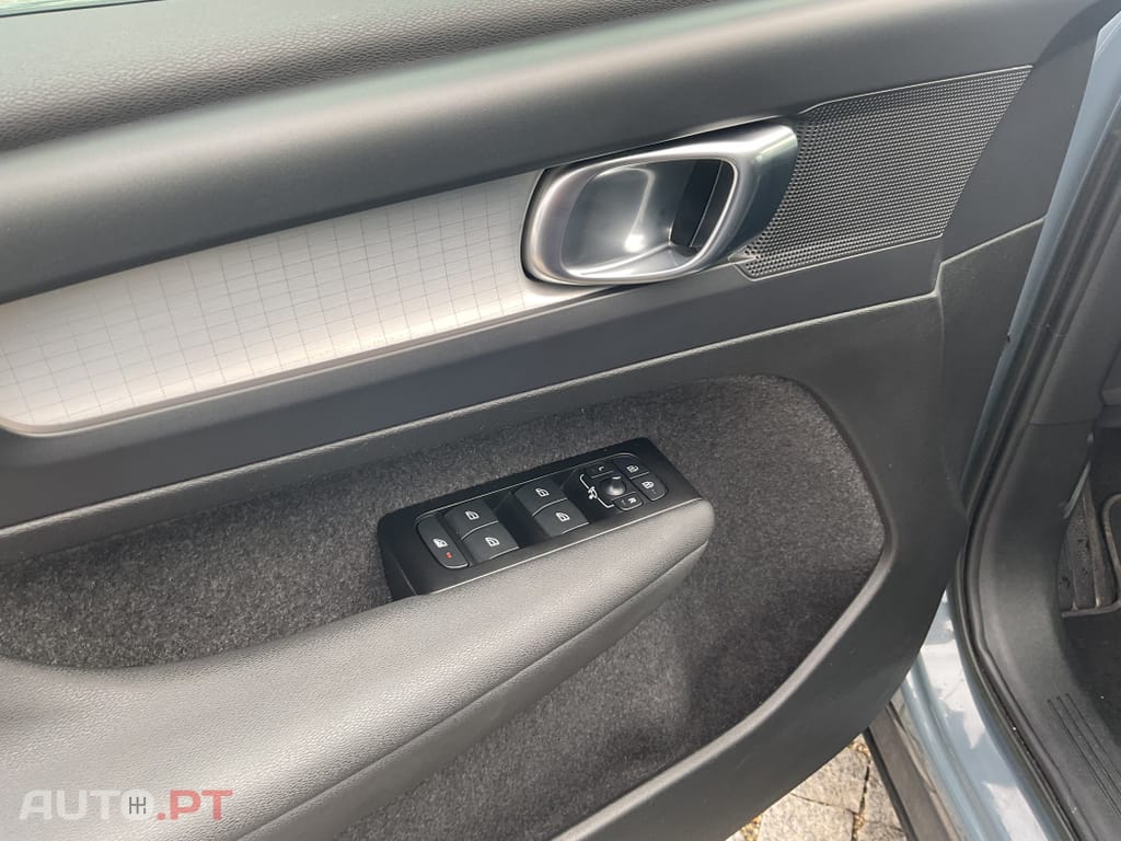 Volvo XC40 1.5 T3 Momentum