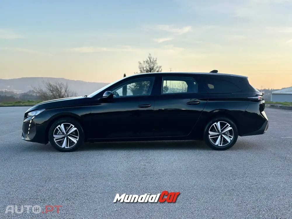 Peugeot 308 1.2 PureTech Allure EAT8
