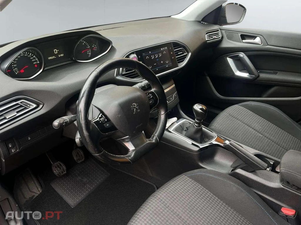 Peugeot 308 SW 1.5 HDI STYLE EAT8