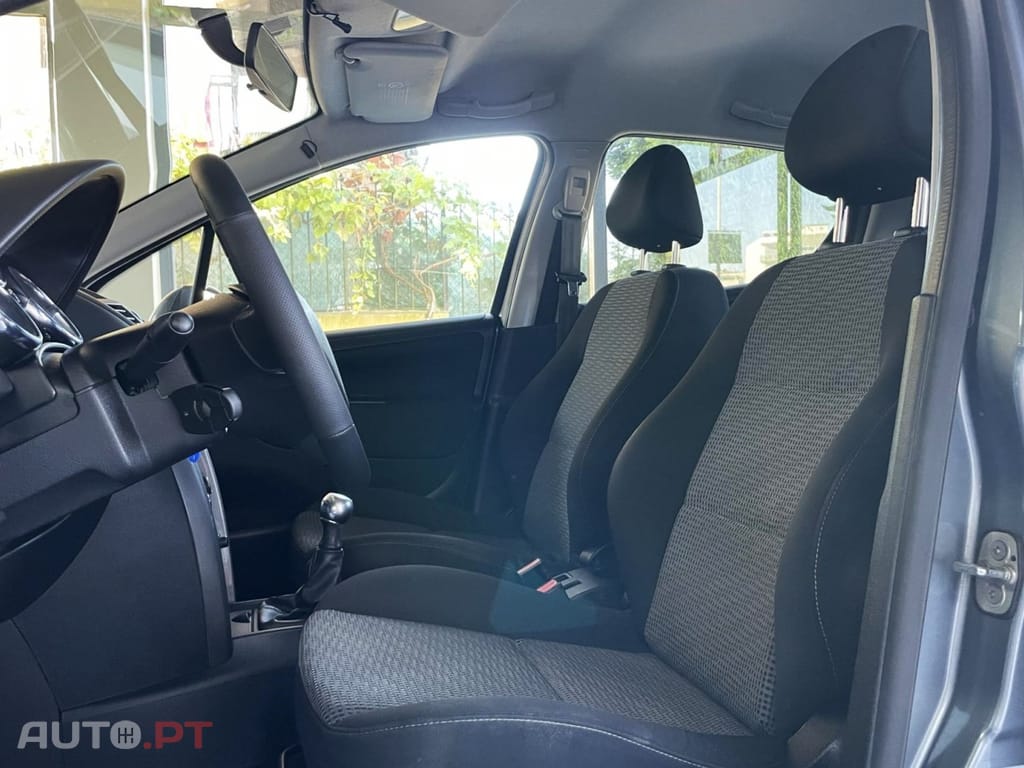 Peugeot 207 1.4 HDi SE Sportium