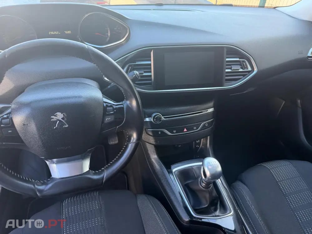 Peugeot 308 SW BlueHDi 120 Stop & Start Business-Line
