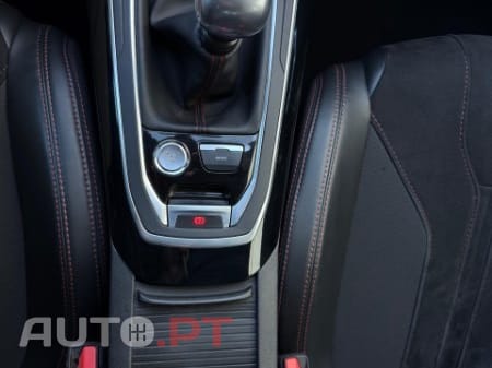 Peugeot 308 1.6 e-THP GTi