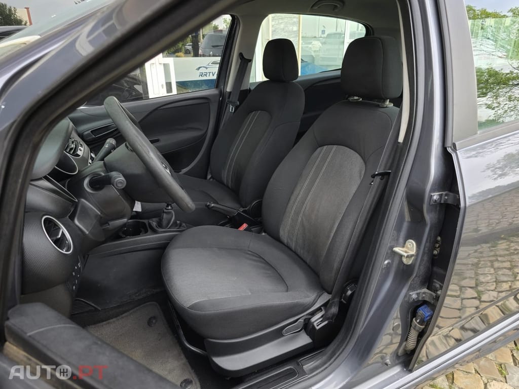 Fiat Punto 1.2 Young S&S