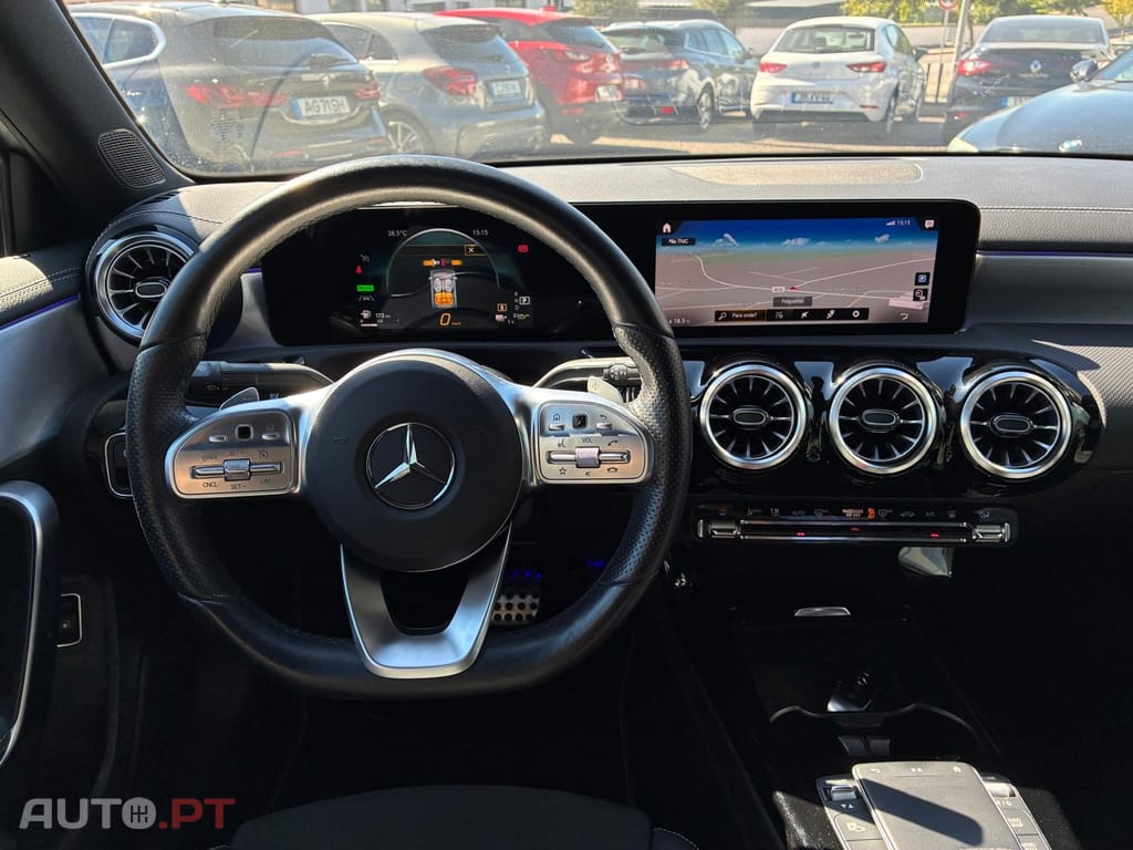 Mercedes-Benz A 250 e AMG Line