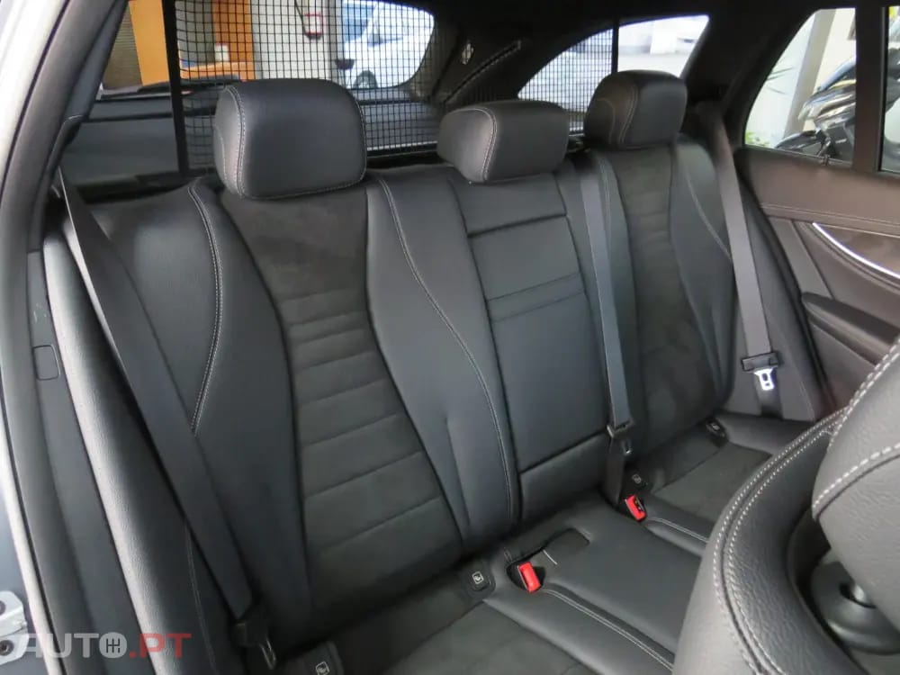 Mercedes-Benz E 300 de AMG Line