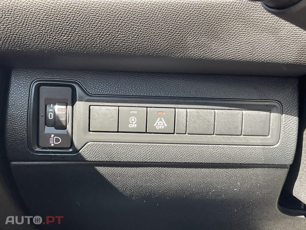 Peugeot 308 1.2 PureTech Allure EAT8