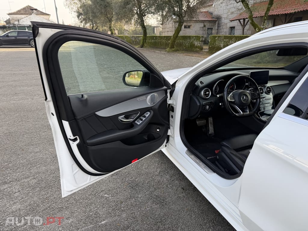 Mercedes-Benz C 300 de AMG Line