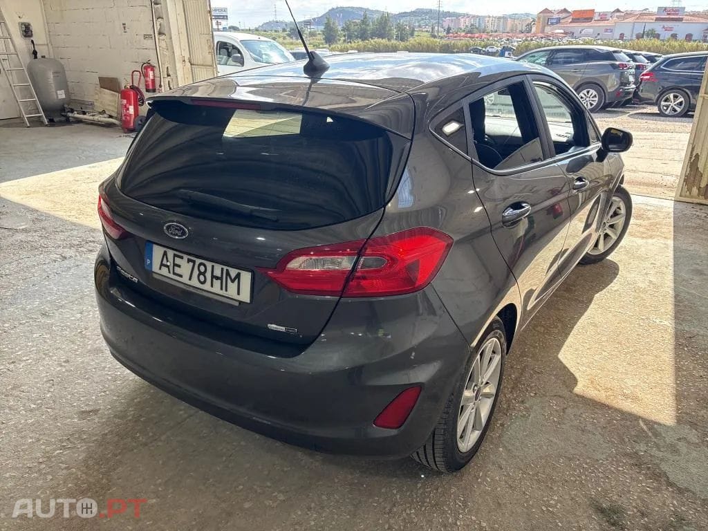 Ford Fiesta 1.0 EcoBoost MHEV Connected