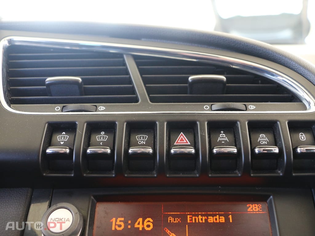 Peugeot 3008 1.6 HDi Premium