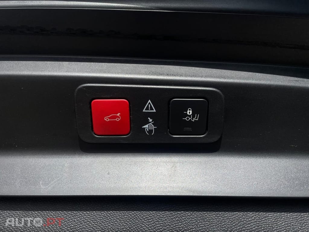 Peugeot 5008 1.5 BlueHDi Allure Pack EAT8 — fotografia 8