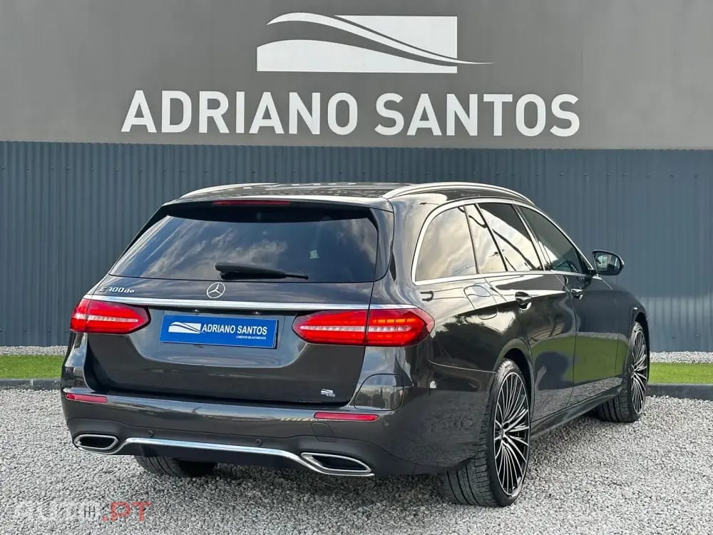 Mercedes-Benz E 300 de AMG Line