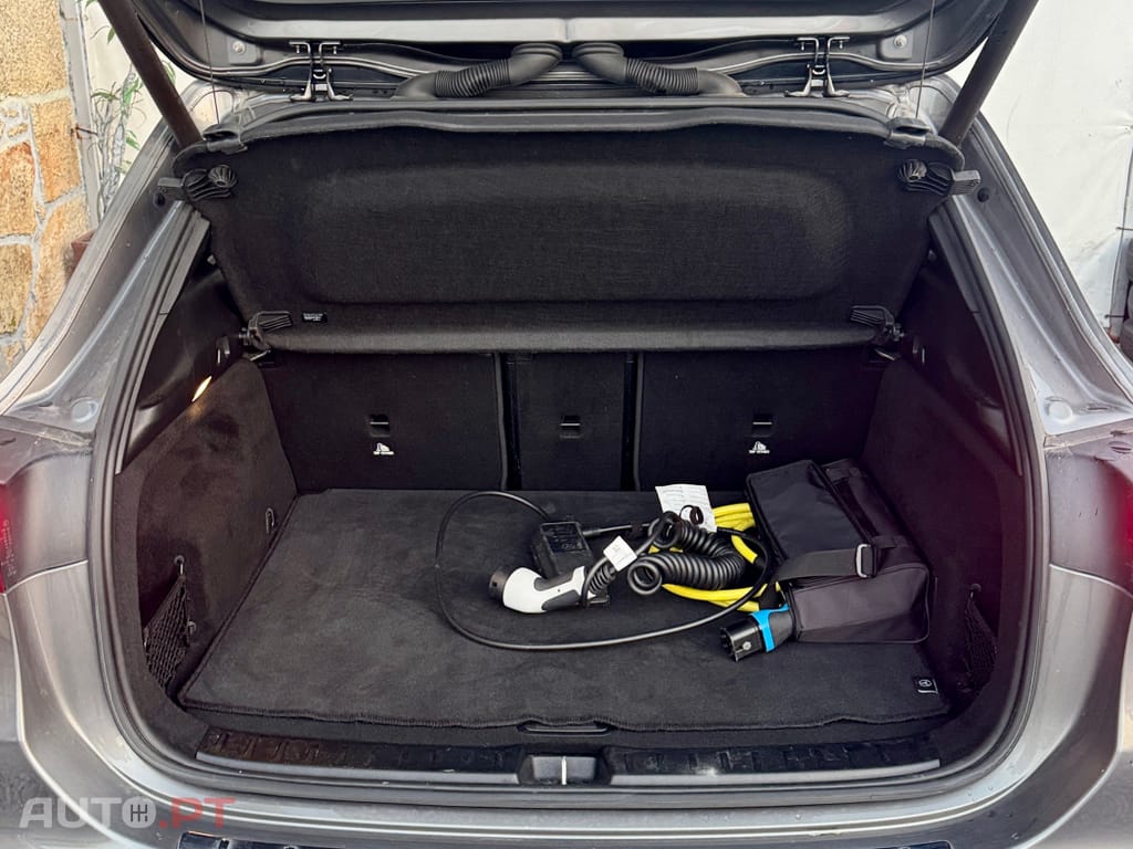 Mercedes-Benz EQA 250 AMG Line IVA Dedutível