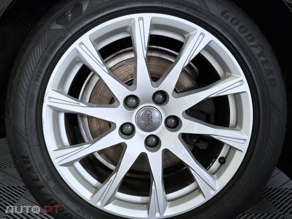 Audi A4 Avant 2.0 TDI Advance S tronic