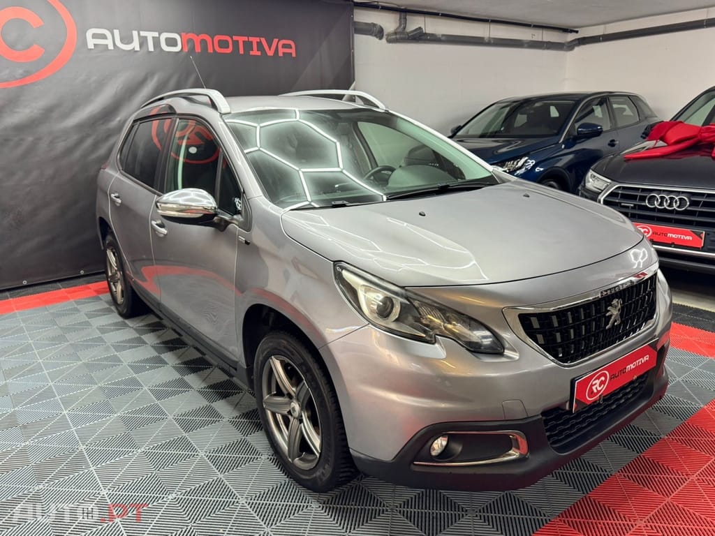 Peugeot 2008 1.2 PureTech Allure