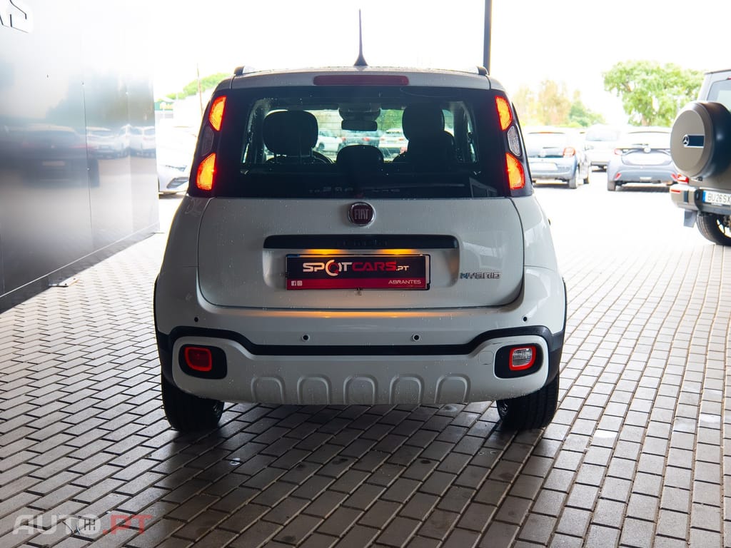 Fiat Panda Pandina 1.0 Hybrid Icon