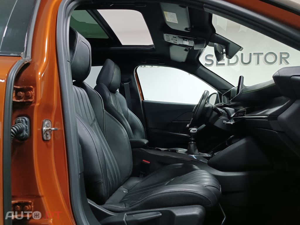 Peugeot 2008 1.2 PureTech GT Line