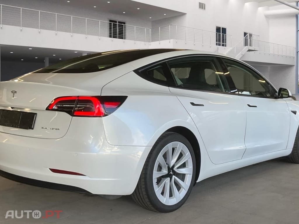 Tesla Model 3 Long Range Tração Integral Premium
