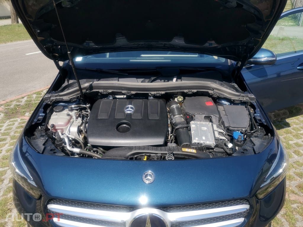Mercedes-Benz B 180 Progressive Auto