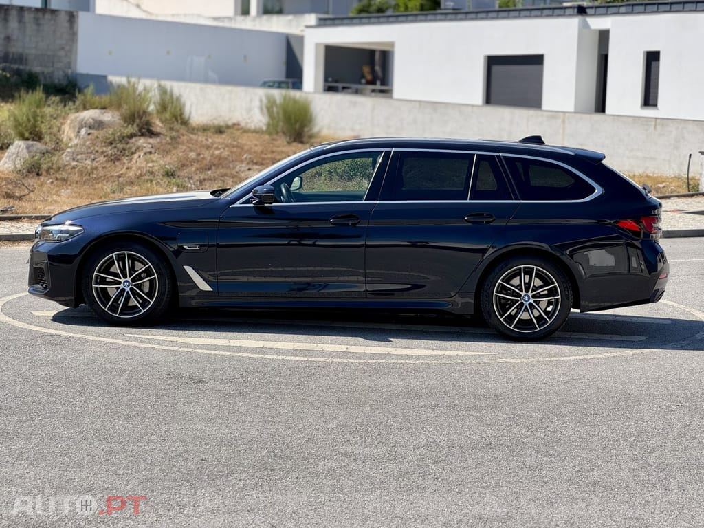 BMW 530 e Pack Desportivo M