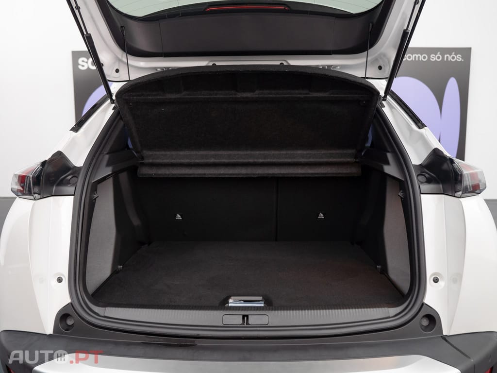 Peugeot 2008 1.5 BlueHDi Allure Pack EAT8