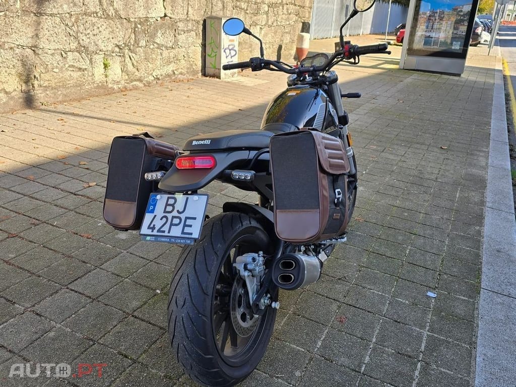 Benelli Leoncino 500
