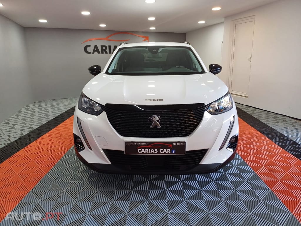 Peugeot 2008 1.5 BlueHDi Allure Pack