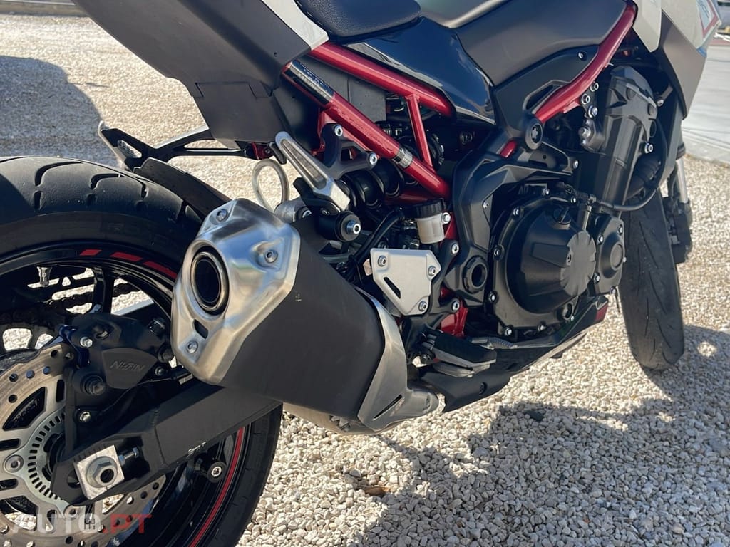 Kawasaki 900 Z900