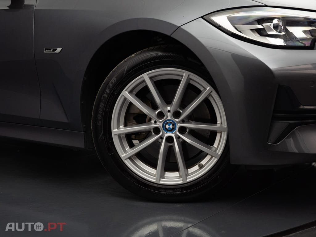 BMW 320 e Corporate Edition Auto