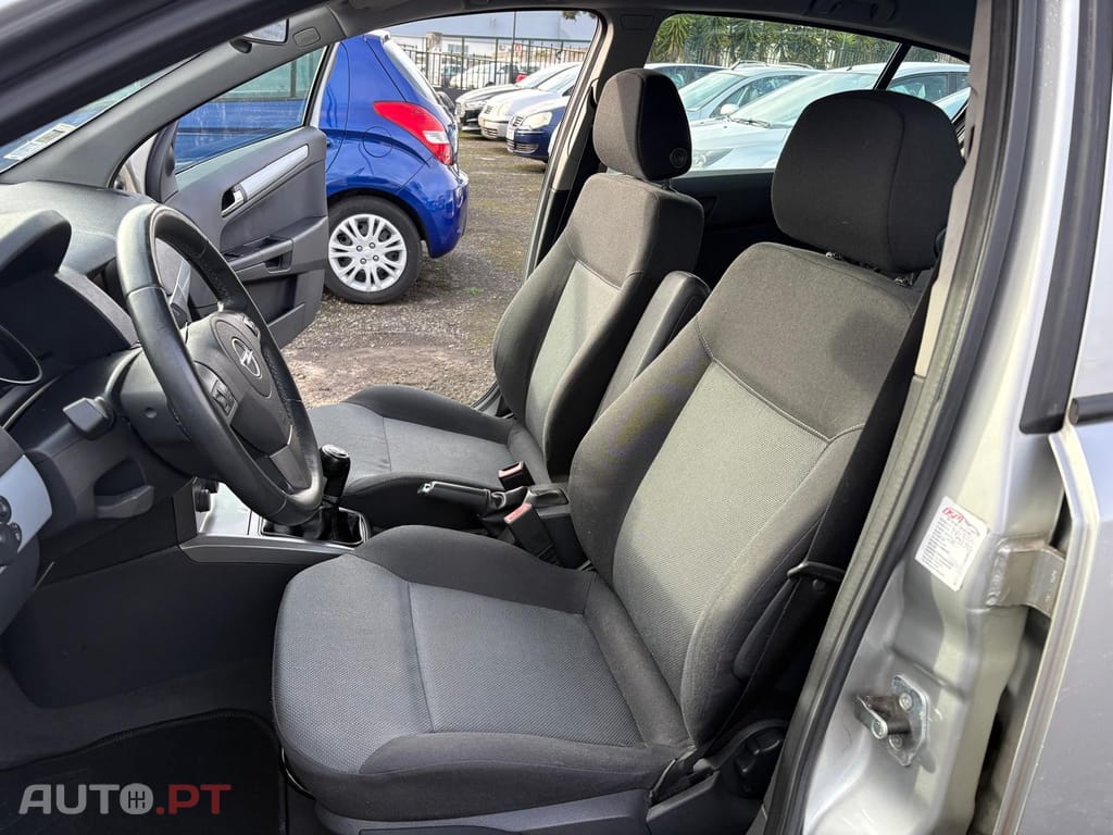 Opel Astra 1.3 CDTi Enjoy