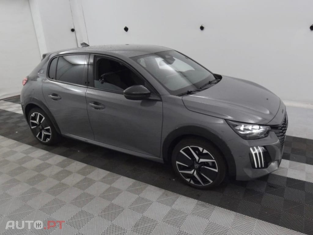 Peugeot E-208 50 kWh GT