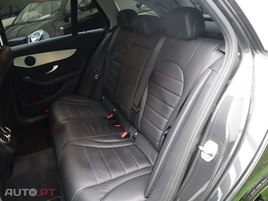 Mercedes-Benz C 300 de Avantgarde