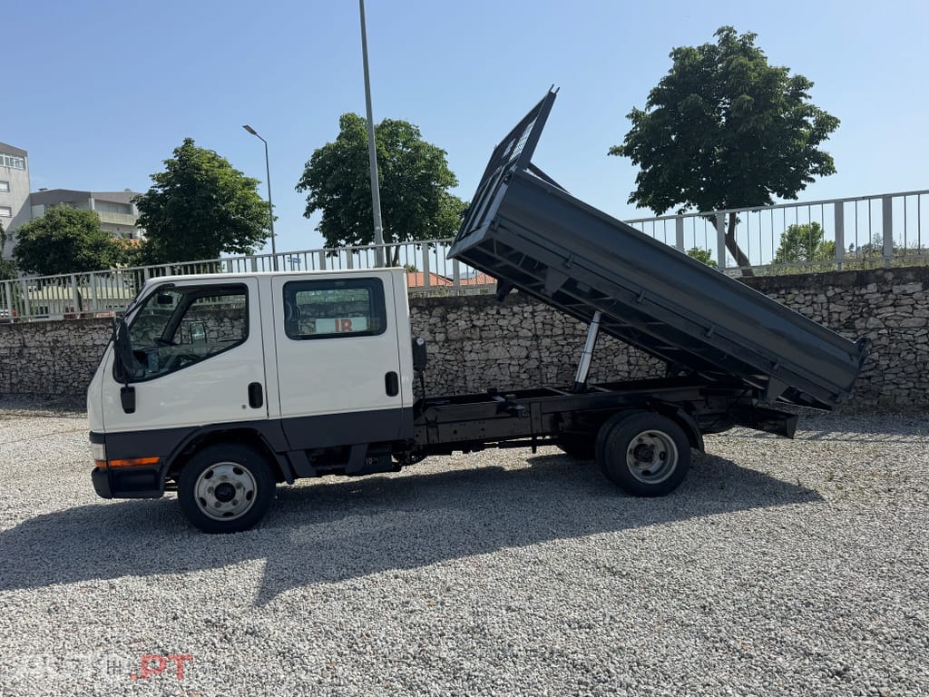 Mitsubishi Canter 3.0 DI-D 6LUG Tri-Basculante Ligeira Nacional