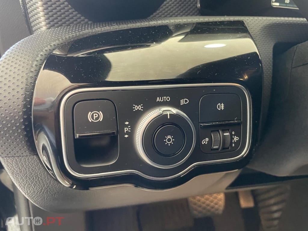 Mercedes-Benz CLA 180 d Shooting Brake Business Solutions Aut.