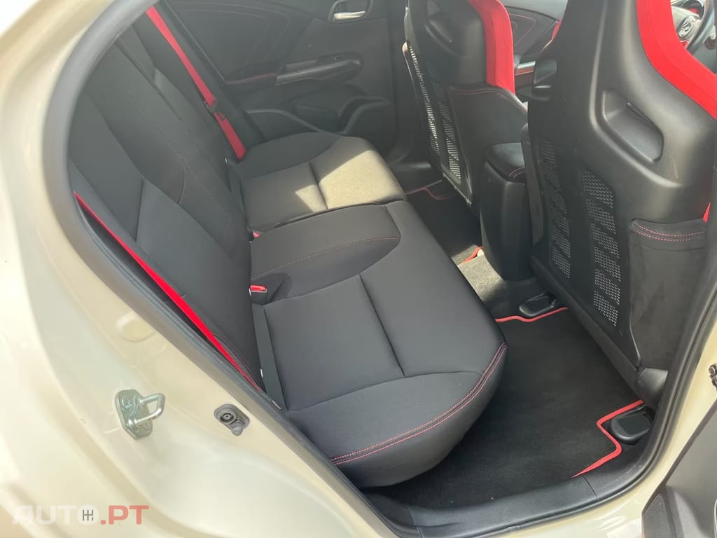 Honda Civic 2.0 i-VTEC Type-R GT