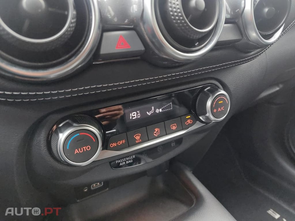 Nissan Juke 1.0 DIG-T N-Connecta DCT