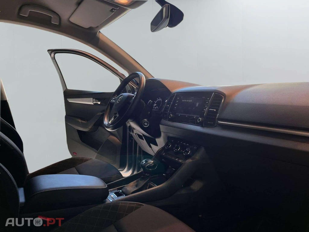 Skoda Karoq 1.0 TSI Ambition